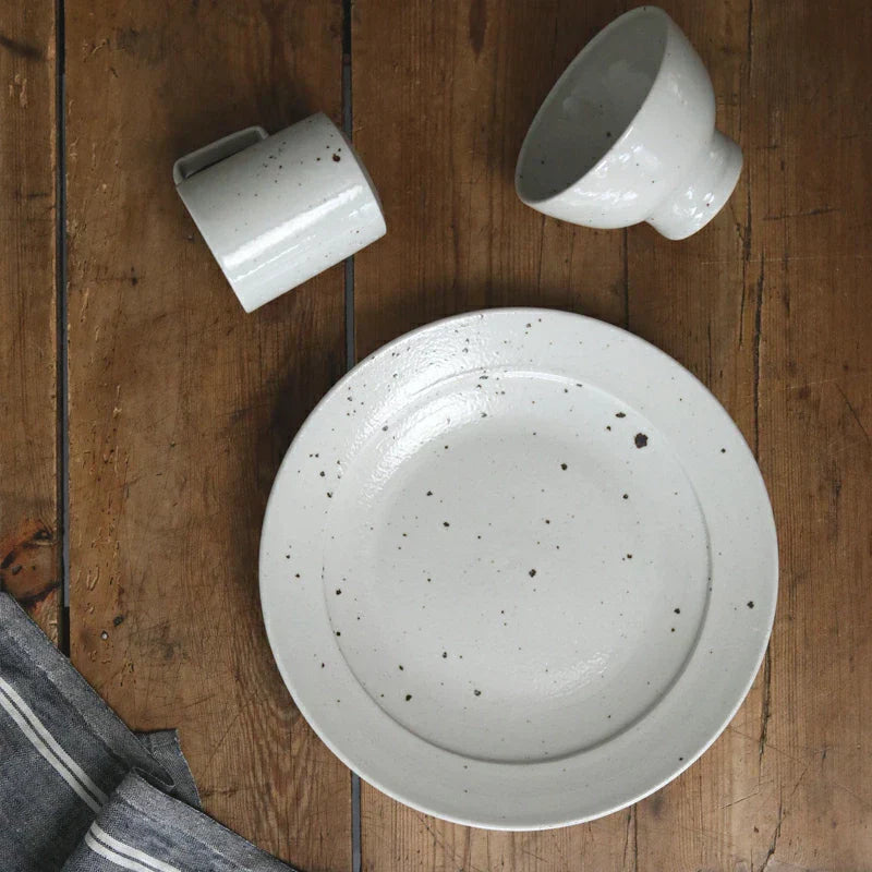 お気に入りのうつわで温かな食卓を