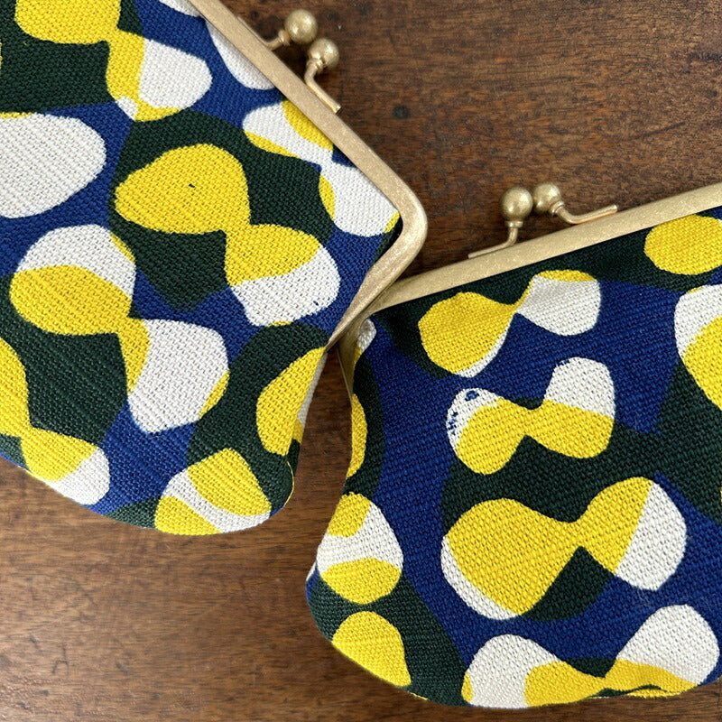 Yotsume Somebusa Gamaguchi (Kiss-Lock Purse), Regular Size 2