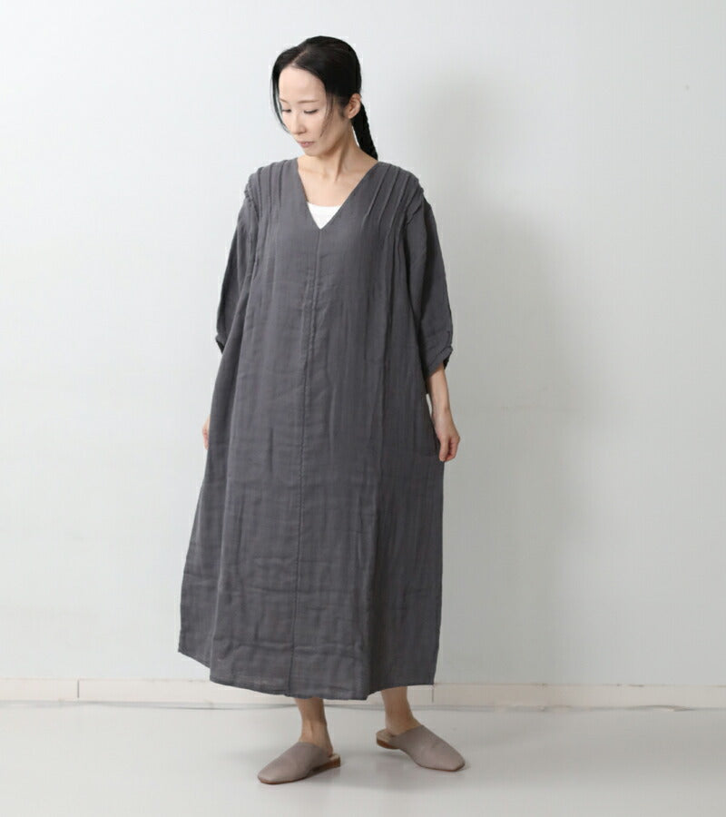 BAN INOUE かやピンタックドレス 銀ねず つるばみ ワンピース