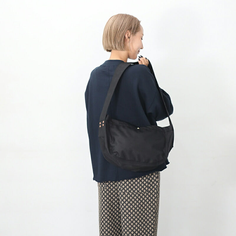 MARINE DAY ナイロンショルダーバッグ BLUE BLUE